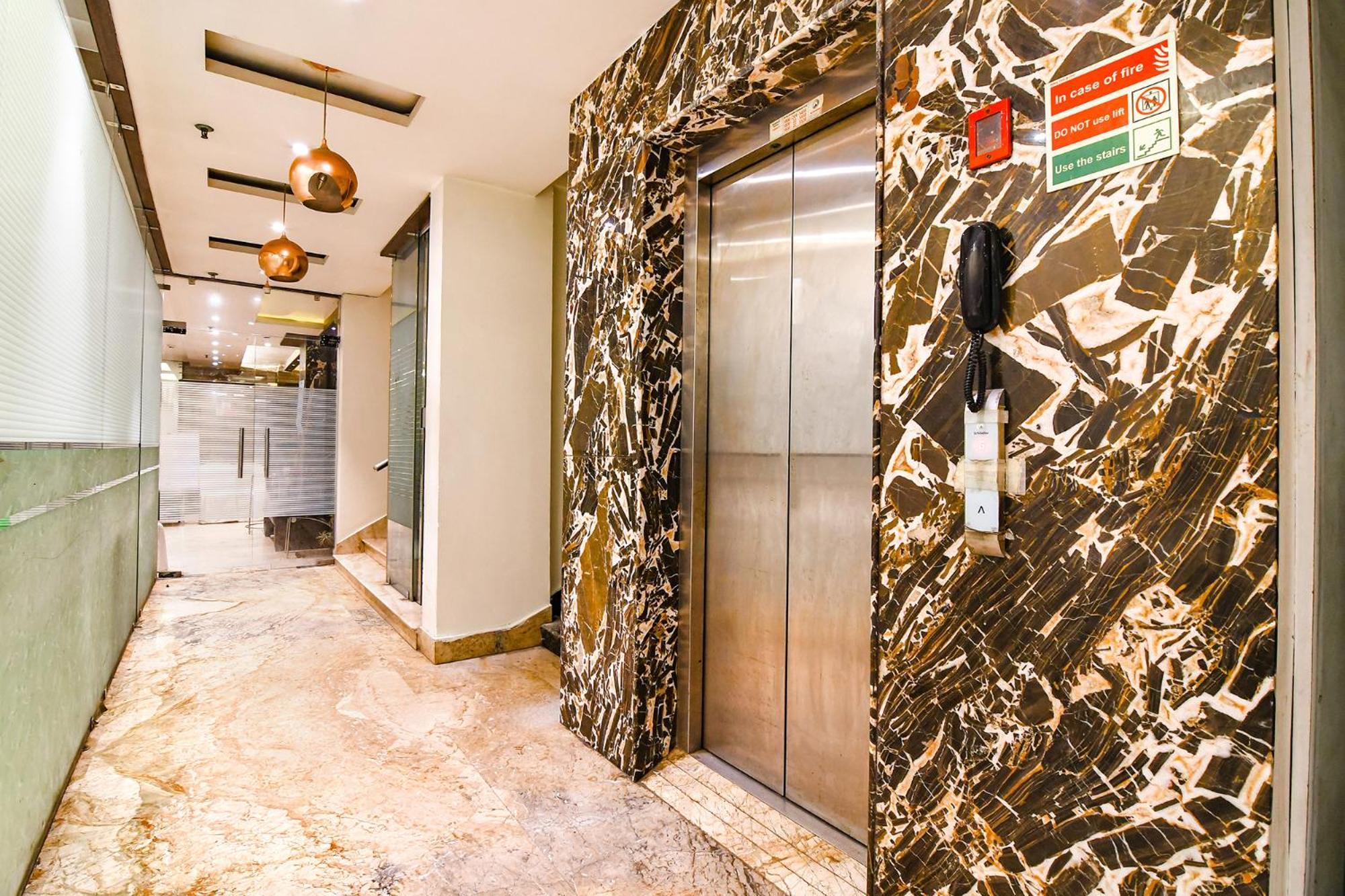 Fabhotel Prime Ivory Inn - Park Circus 加尔各答 外观 照片
